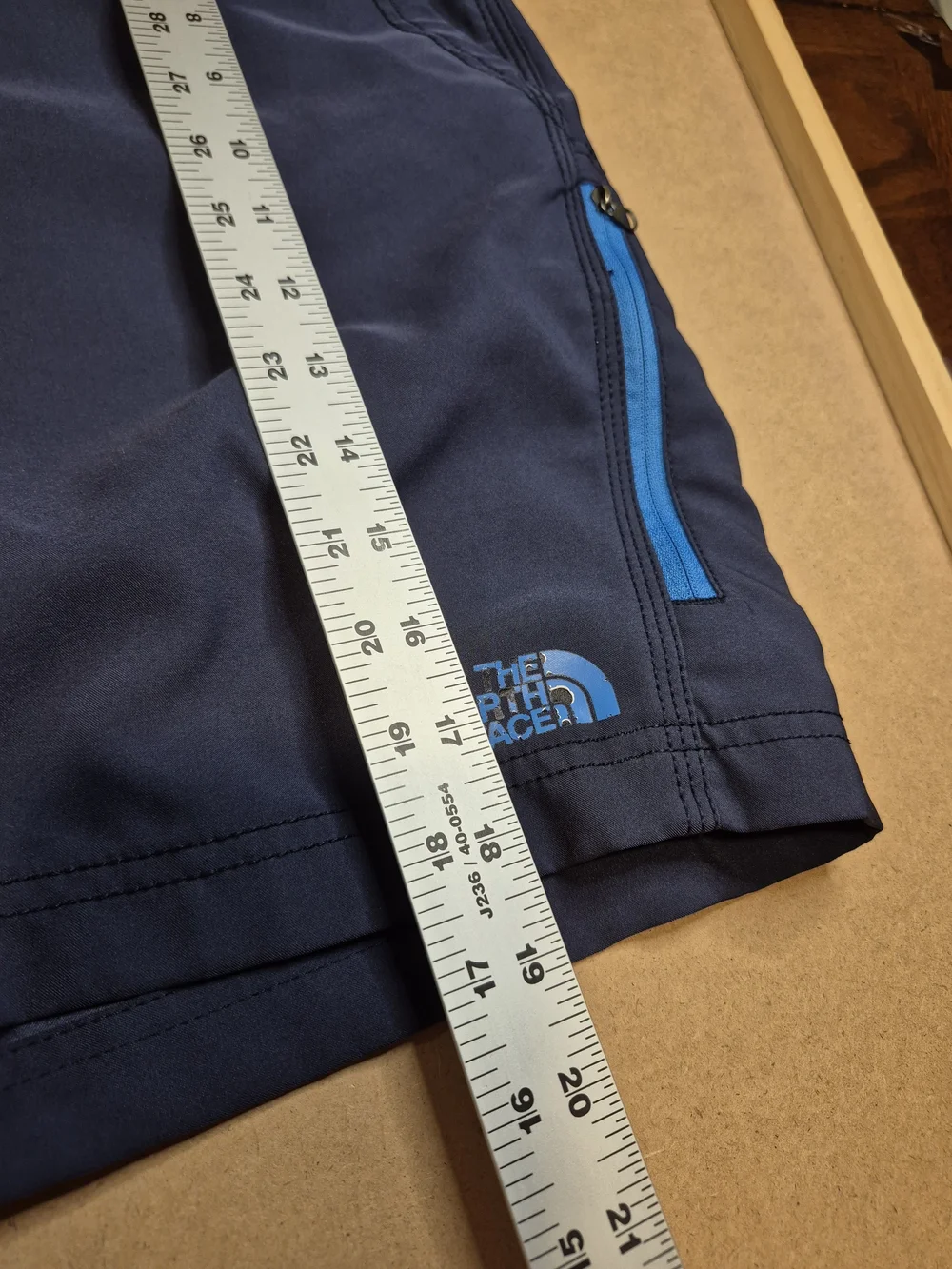 The North Face Navy Blue Athletic Shorts with Zip Pocket 4461/7